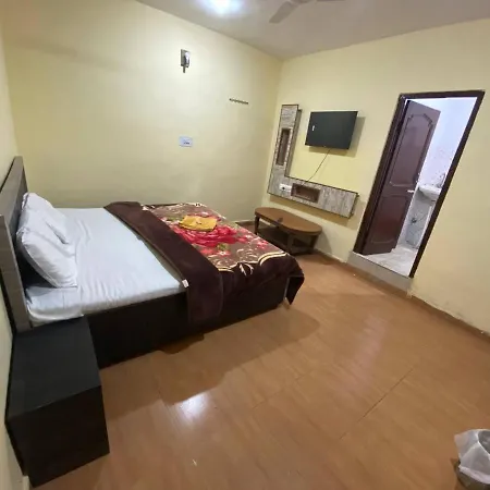 Happy Homestay Banikhet Exterior photo