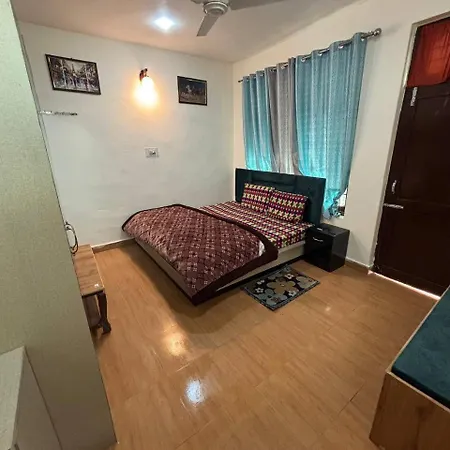 Happy Homestay Banikhet Exterior photo