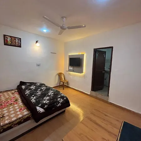 Happy Homestay Banikhet Exterior photo